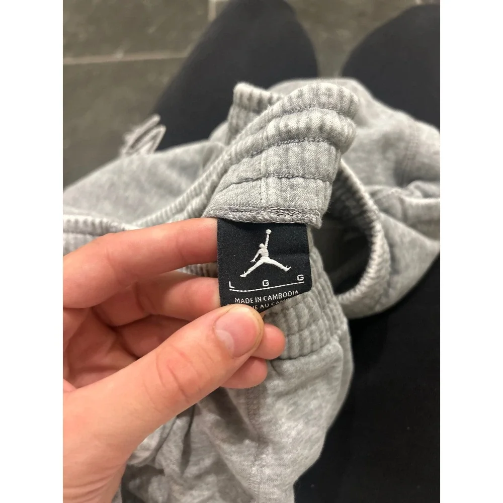 Jordan Mens Heather Gray Fleece Sweatpants Wide Leg Jumpman Joggers Large